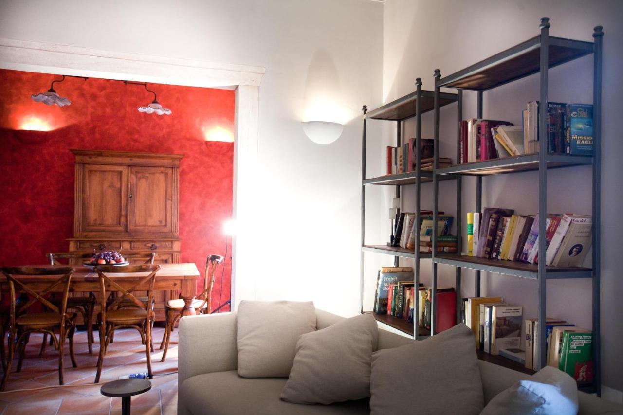 La Gabelletta Guest House อเมเลีย ภายนอก รูปภาพ